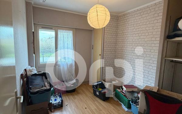 Maison à vendre    3 pièces • 70 m2 Chassenon