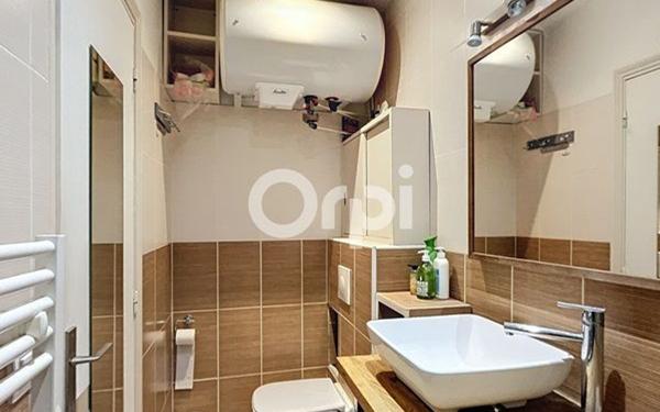 Appartement à vendre    1 pièce • 27,50 m2 Paris 15