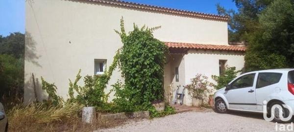 Maison traditionnelle 5 pièces de 175 m² à Aubagne (13400)