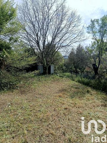 Maison traditionnelle 5 pièces de 175 m² à Aubagne (13400)