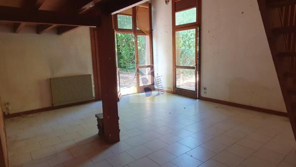 Vente maison Angouleme (16000), 119.00m² avec 6 pièce(s) dont 3 chambre(s) sur 600.00m² de terrain. Agence Allard Brimeaud
