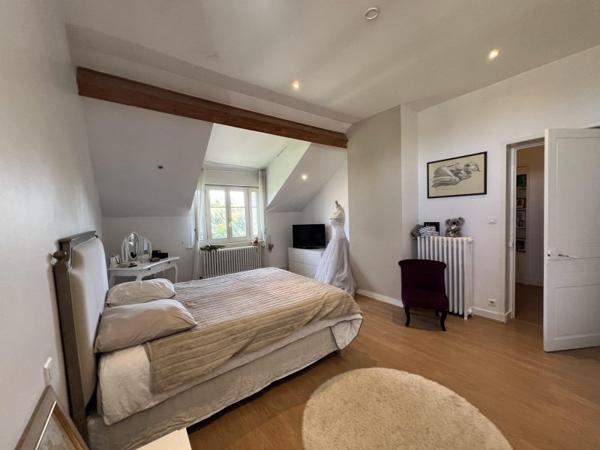 Vente / Maison bourgeoise à Riorges (42153)