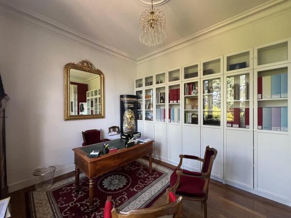 Vente / Maison bourgeoise à Riorges (42153)