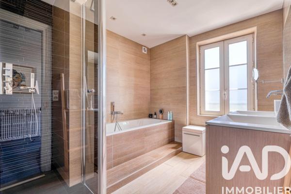 Maison à vendre 11 pièces 230 m² La Ferté-sous-Jouarre