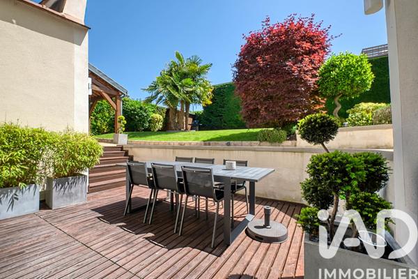Maison à vendre 11 pièces 230 m² La Ferté-sous-Jouarre