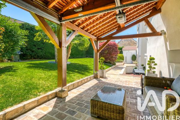 Maison à vendre 11 pièces 230 m² La Ferté-sous-Jouarre
