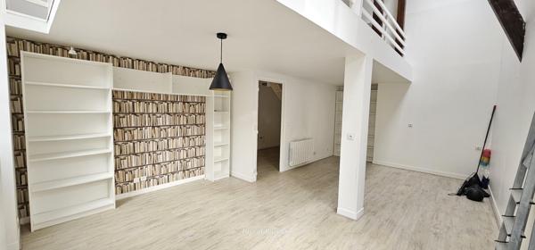 Superbe appartement duplex type F2 d'une superficie de 63,39m² avec jardin