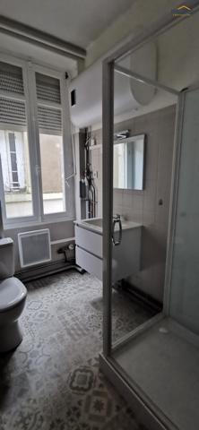Appartement en location avec terrasse commune , 2 pièces à Marmande