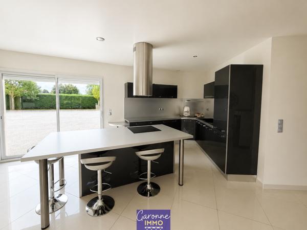 Maison 5 pièce(s) 3 chambre(s) 101 m²