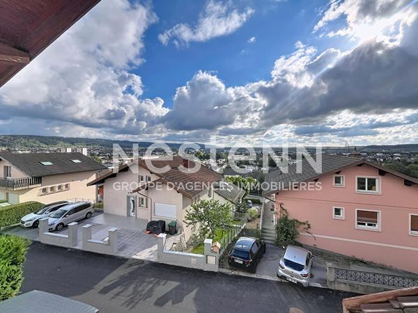 À découvrir ! Appartement 4 pièces avec magnifique vue d'environ 69 m² au calme à Pontarlier