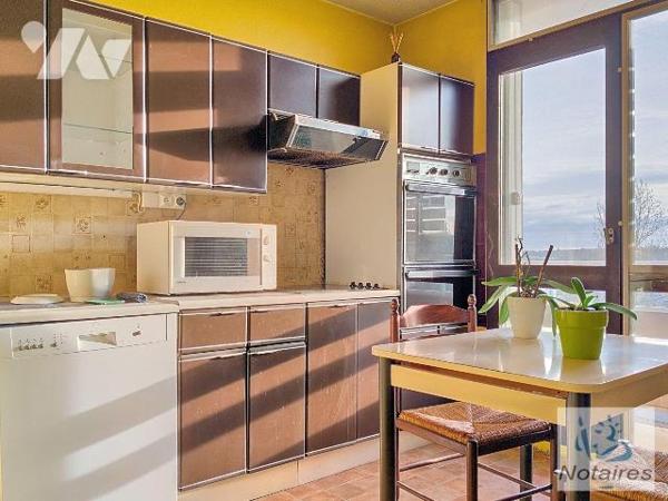 Résidence Fontainebleau lumineux appartement type 3 bis environ 78 m² de surface habitable entr...