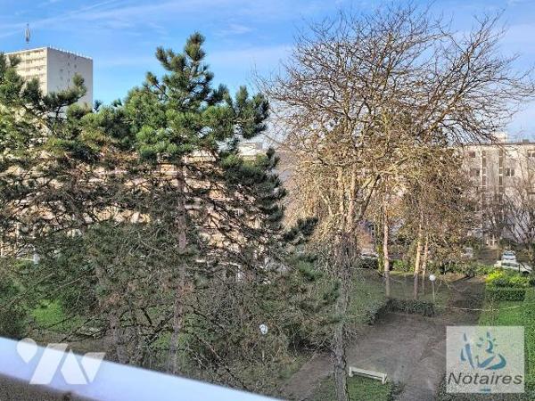 Résidence Fontainebleau lumineux appartement type 3 bis environ 78 m² de surface habitable entr...