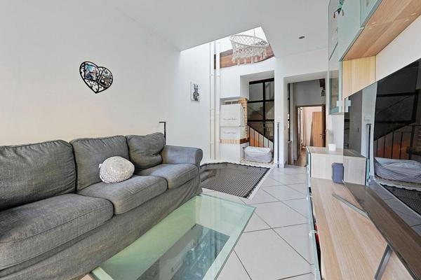 Maison de ville repensée par un architecte