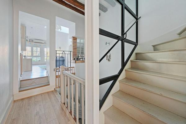 Maison de ville repensée par un architecte