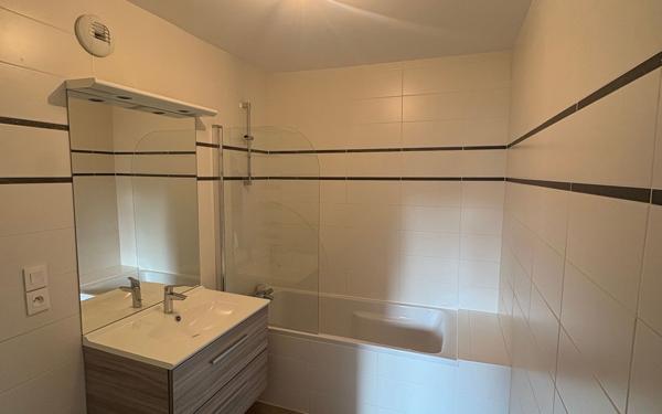 Appartement à louer    2 pièces • 50,09 m2 La Madeleine