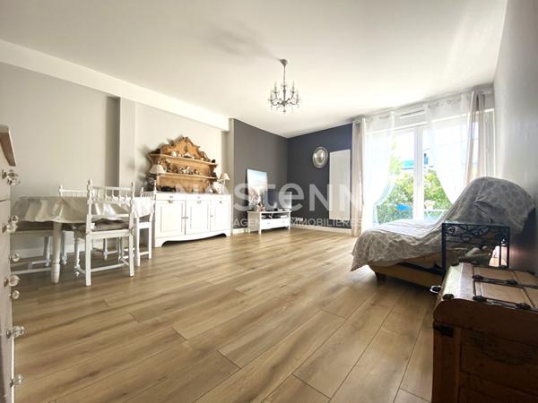 Appartement à vendre à Vannes Grand T3 Parking Terrasse