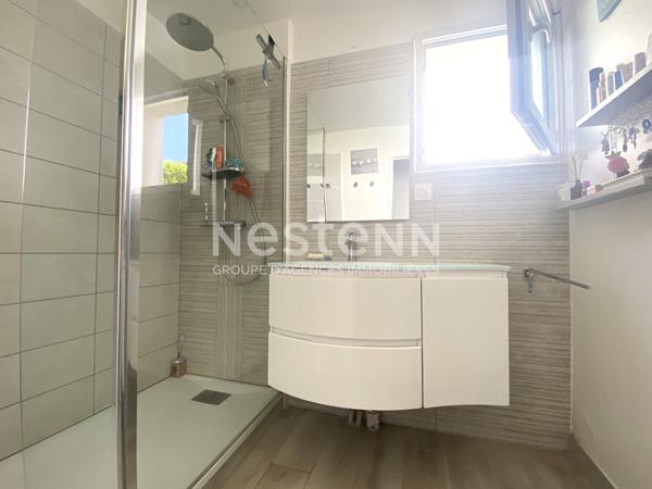Appartement à vendre à Vannes Grand T3 Parking Terrasse