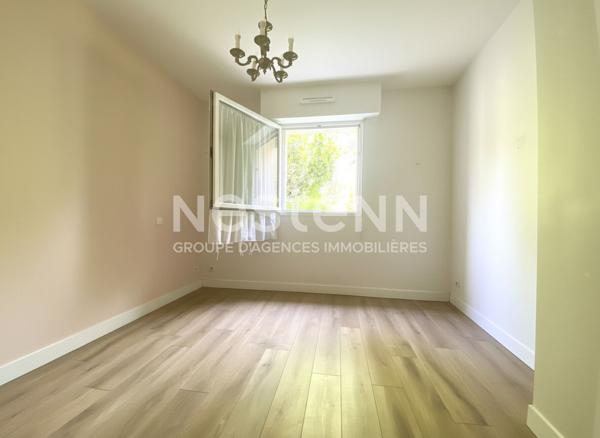 Appartement à vendre à Vannes Grand T3 Parking Terrasse
