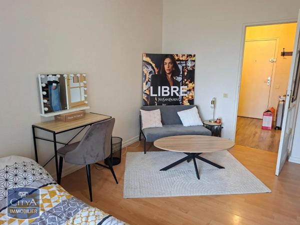 Appartement à louer 1 pièce 35.9m² Blois (41000)