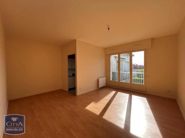Appartement à louer 1 pièce 35.9m² Blois (41000)