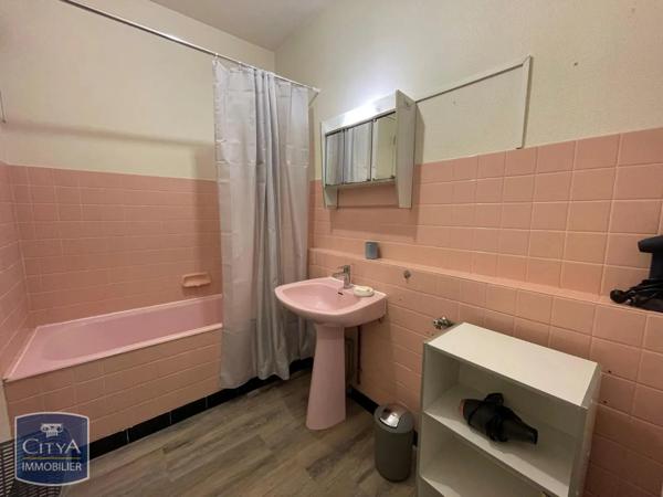 Appartement à louer 1 pièce 35.9m² Blois (41000)