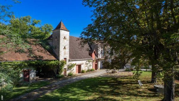Maison ancienne - Catus Secteur Catus - Remarquable Propriété de caractère avec Ancien Moulin à eau et dépendances avec piscine