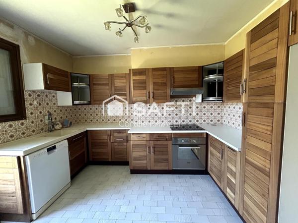 Maison à fort potentiel résidence principale ou et investissement Nersac