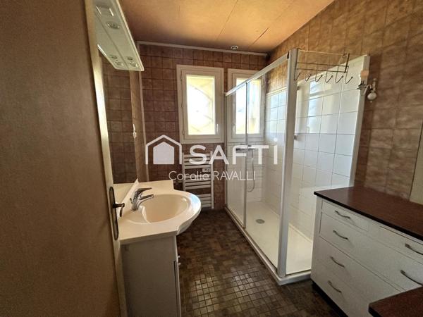Maison à fort potentiel résidence principale ou et investissement Nersac