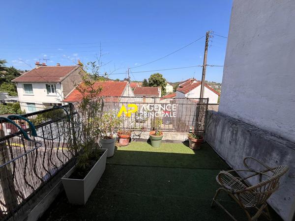 Argenteuil Bas Coteaux - Maison de charme 5 pièces 3 chambres €350 000 ** - Référence 4497