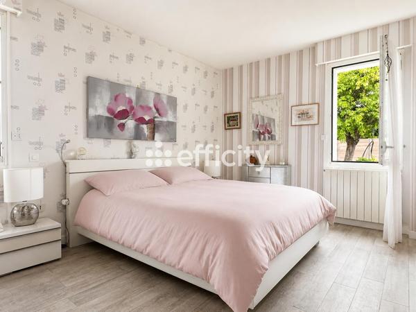 Maison
         6 pièces
        - 160 m² Bien prestige