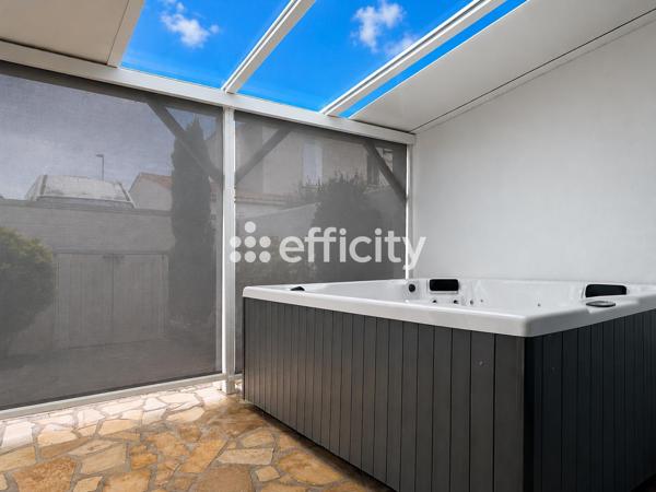 Maison
         6 pièces
        - 160 m² Bien prestige
