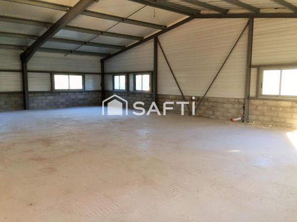 Local d'activités neuf de 210 m².