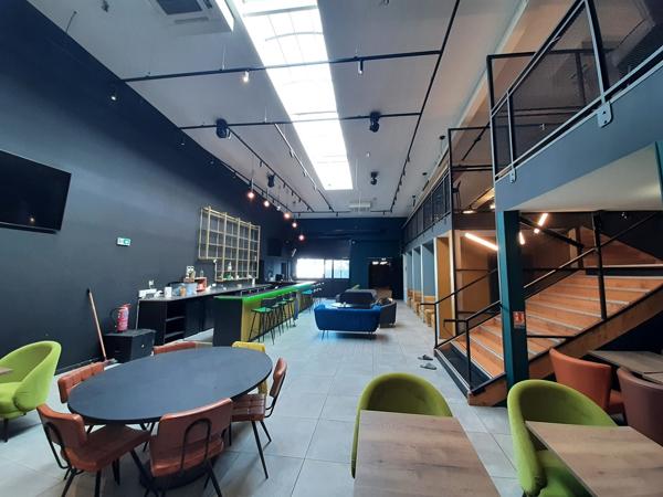 A LOUER TRES BEAU RESTAURANT de 486 m² en PLEINE VISIBILITE - NANTES EST.