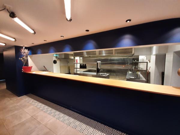 A LOUER TRES BEAU RESTAURANT de 486 m² en PLEINE VISIBILITE - NANTES EST.