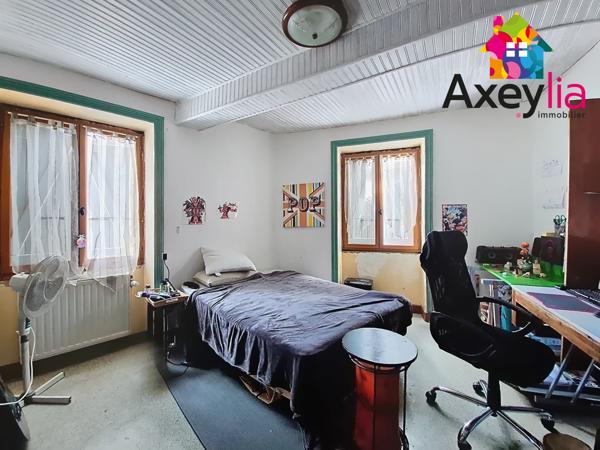 Cuinzier (42460) A VENDRE - MAISON EN PIERRE 3 CHAMBRES AVEC TERRAIN - 10MN DE CHARLIEU