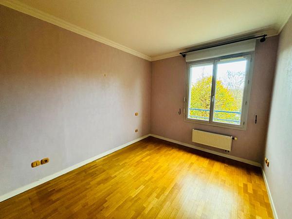 Appartement F3 avec Balcon- MANTES-LA-JOLIE Centre