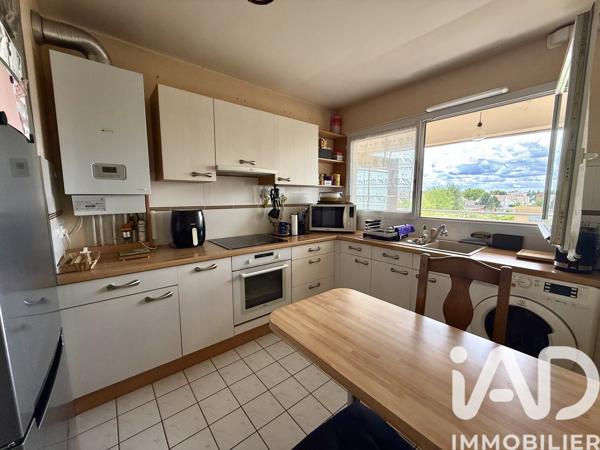 Appartement à vendre 3 pièces 59,58 m² Guyancourt