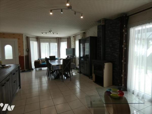 PLOUBALAY Maison 4 chambres