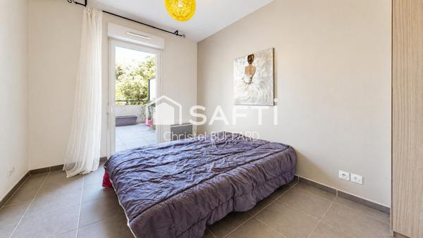 Marseille 10e – Appartement contemporain avec terrasse, parking et piscine dans une résidence au calme