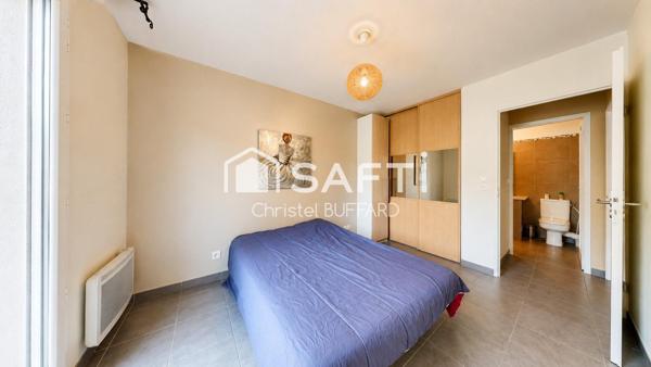 Marseille 10e – Appartement contemporain avec terrasse, parking et piscine dans une résidence au calme