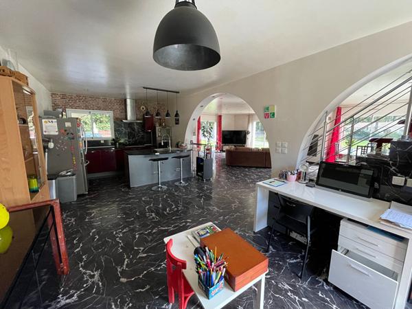 Maison de 172.83 m2 avec 3 ch , La chevrolière
