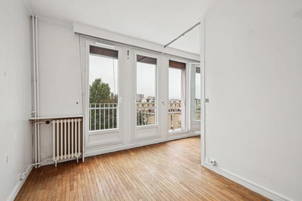 Appartement T4 de 74m² avec balcons, cave et parking à Montrouge