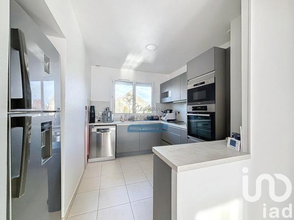Maison 5 pièces de 110 m² à Noiseau (94880)