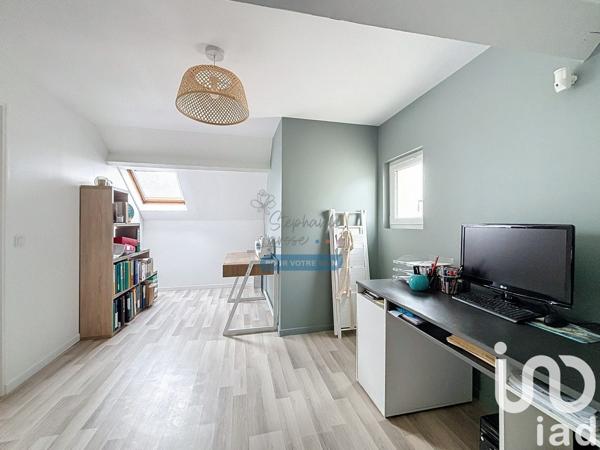 Maison 5 pièces de 110 m² à Noiseau (94880)