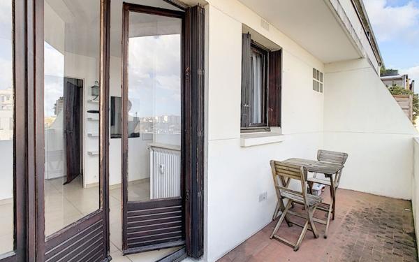 Appartement à louer    1 pièce •  Saint-Maur-des-Fossés