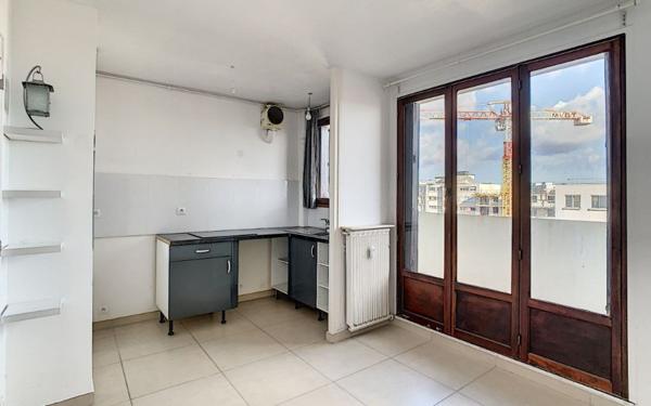 Appartement à louer    1 pièce •  Saint-Maur-des-Fossés