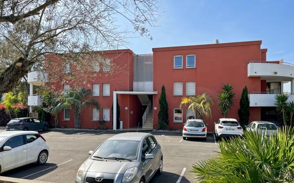 Appartement à vendre    2 pièces • 40 m2 Béziers