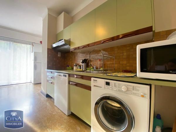 Appartement à louer 2 pièces 68.71m²