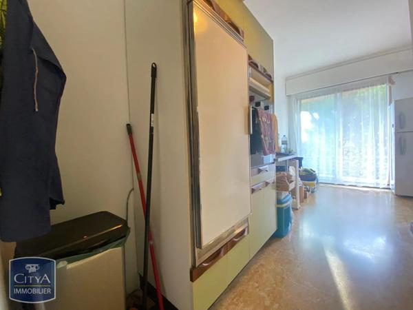 Appartement à louer 2 pièces 68.71m²
