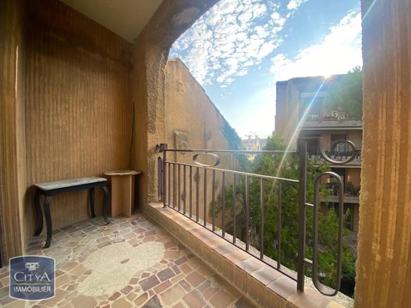 Appartement à louer 2 pièces 68.71m²